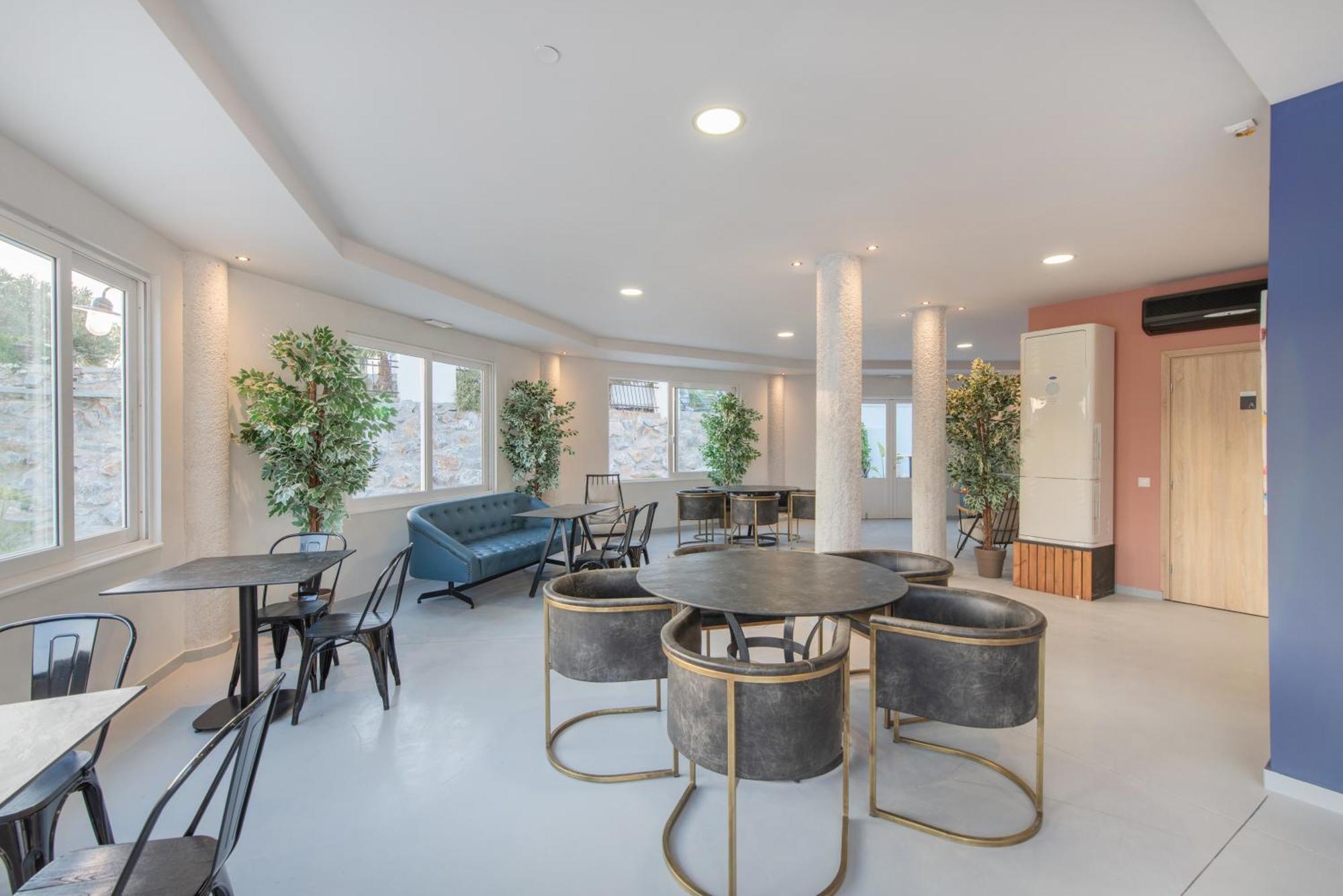 The Palms Concept Hotel Adults Only 16 Plus فاليراكي المظهر الخارجي الصورة